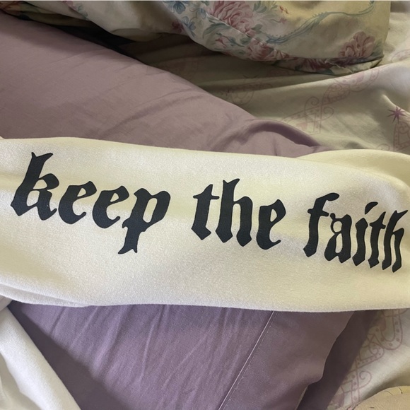 Tiger “Keep the Faith” Sweatshirt - Picture 3 of 3